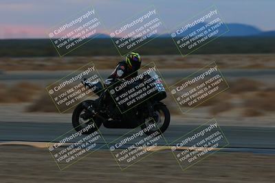 media/Jan-15-2022-CVMA (Sat) [[711e484971]]/Race 15 500 Supersport-350 Supersport/